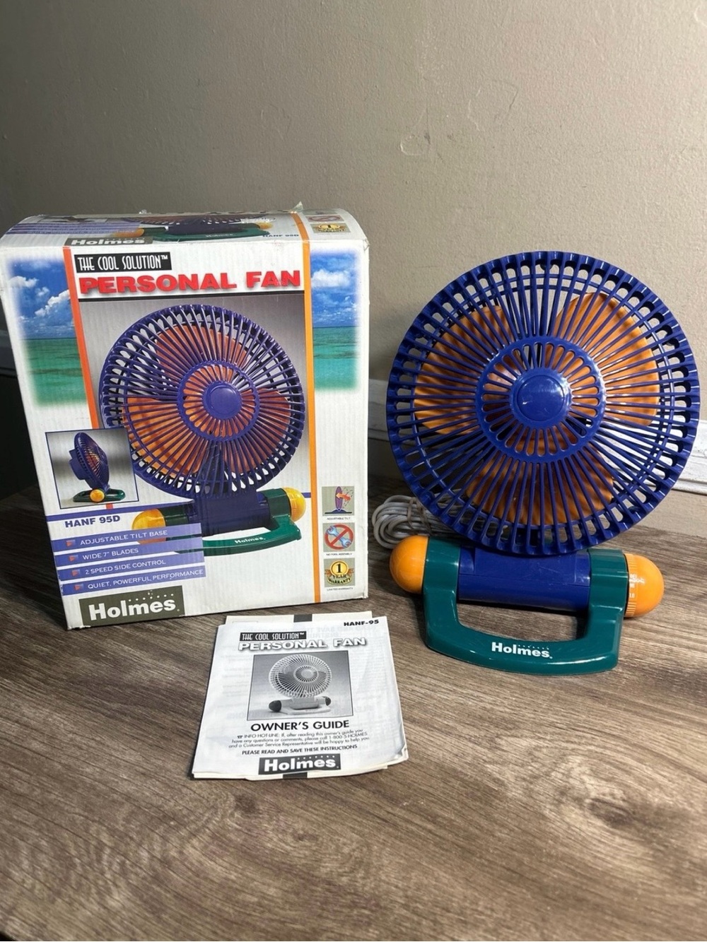 EUC in BOX! Vintage 1990’s Holmes 
Multi-Color Fan Desk Dorm Rm Bedroom HANF 95D